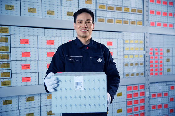 メルセデス・ベンツW204 X204 W212 W221のための実用的な2044106701車のプロペラ シャフト