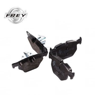 BMW E90 E91 E92 E60 E61 E84のための後部ブレーキ パッドのFreyの自動車部品34216790762